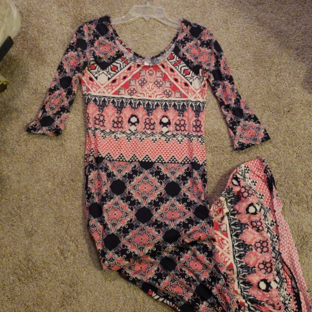 Xhilaration long maxi dress with 3/4 sleeve